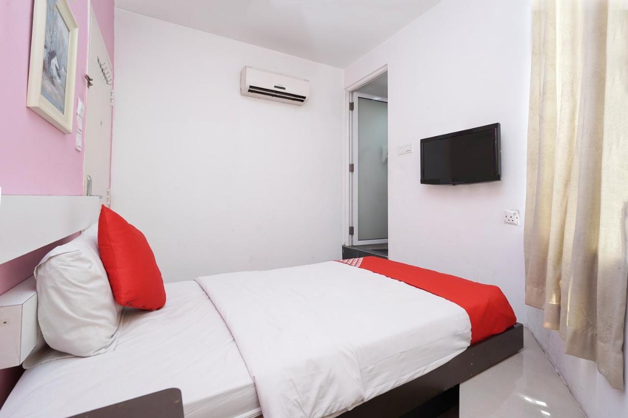 Oyo 162 Fb Hotel Kuala Lumpur Exterior photo