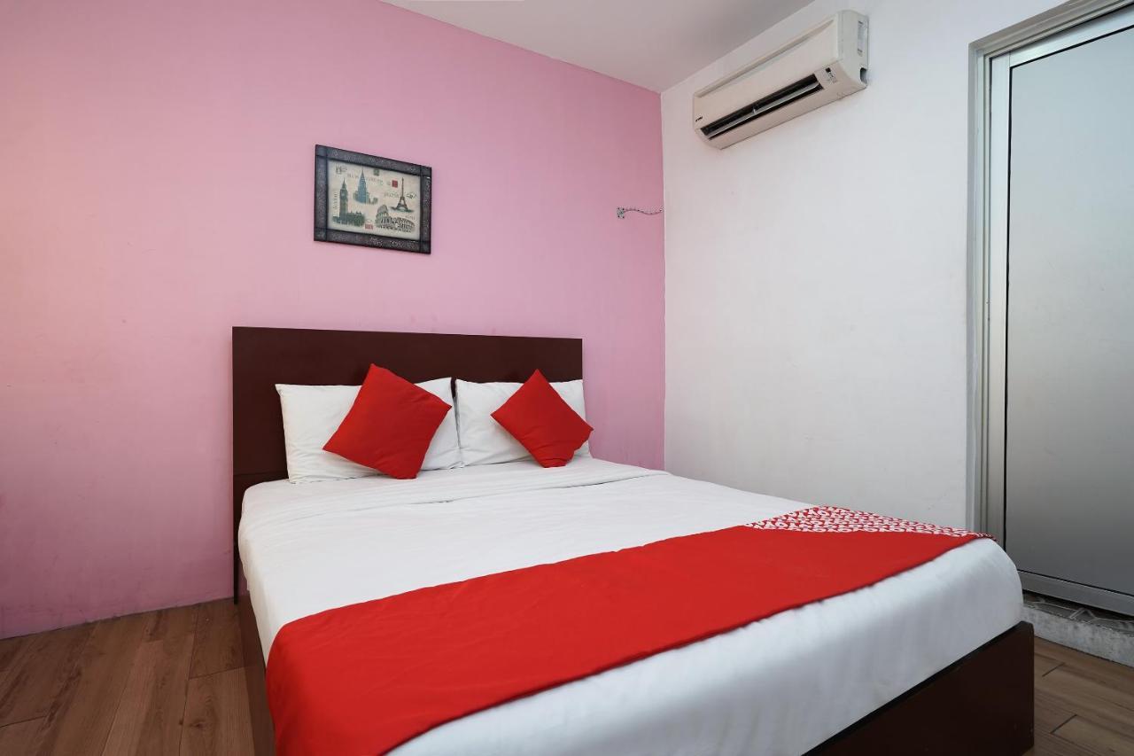 Oyo 162 Fb Hotel Kuala Lumpur Exterior photo