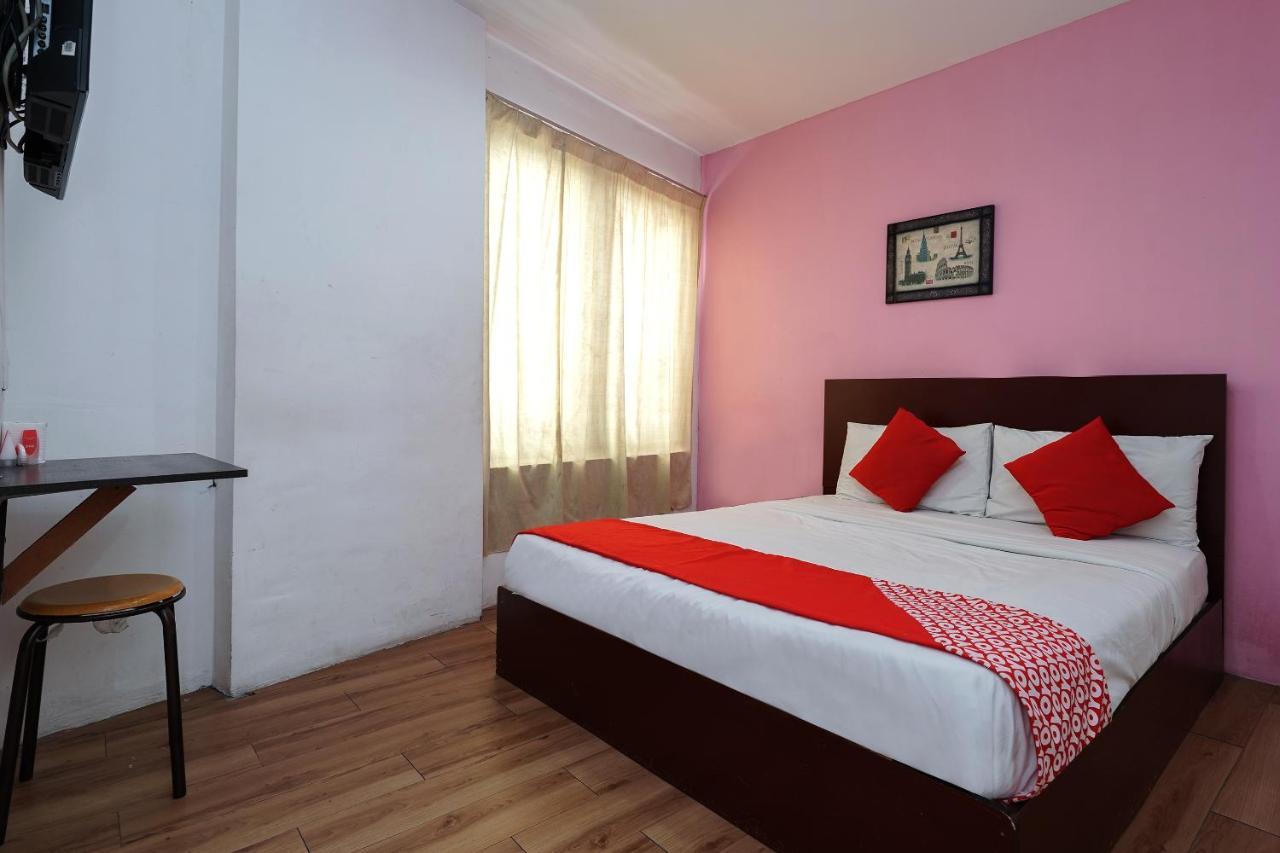 Oyo 162 Fb Hotel Kuala Lumpur Exterior photo