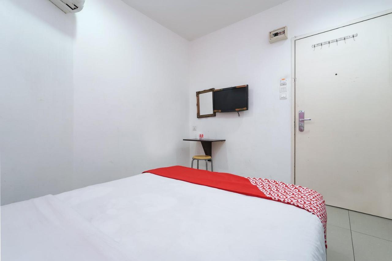 Oyo 162 Fb Hotel Kuala Lumpur Exterior photo