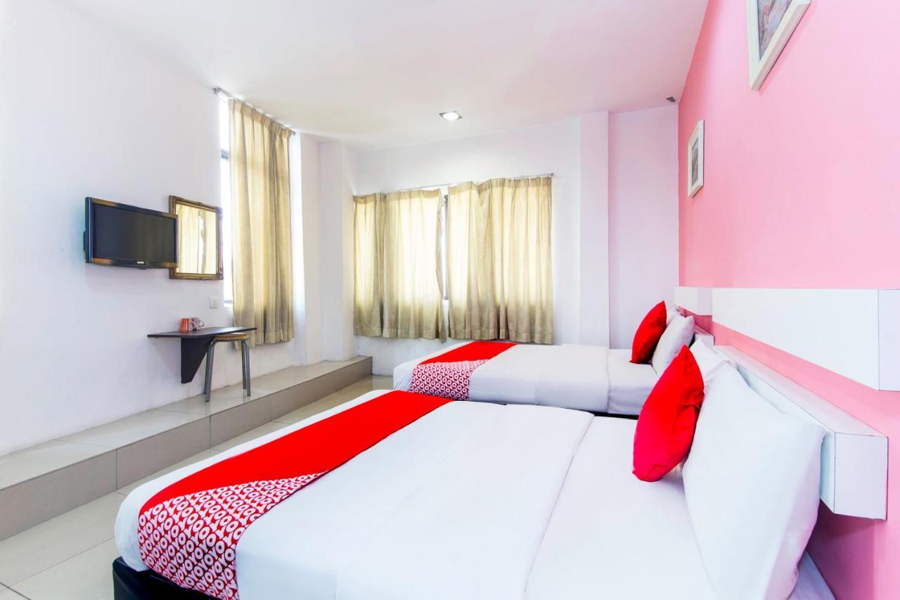 Oyo 162 Fb Hotel Kuala Lumpur Exterior photo