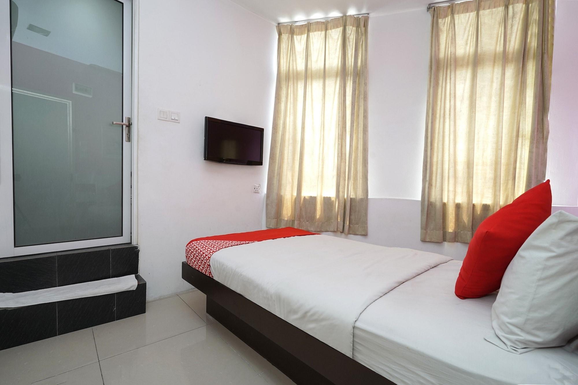 Oyo 162 Fb Hotel Kuala Lumpur Exterior photo
