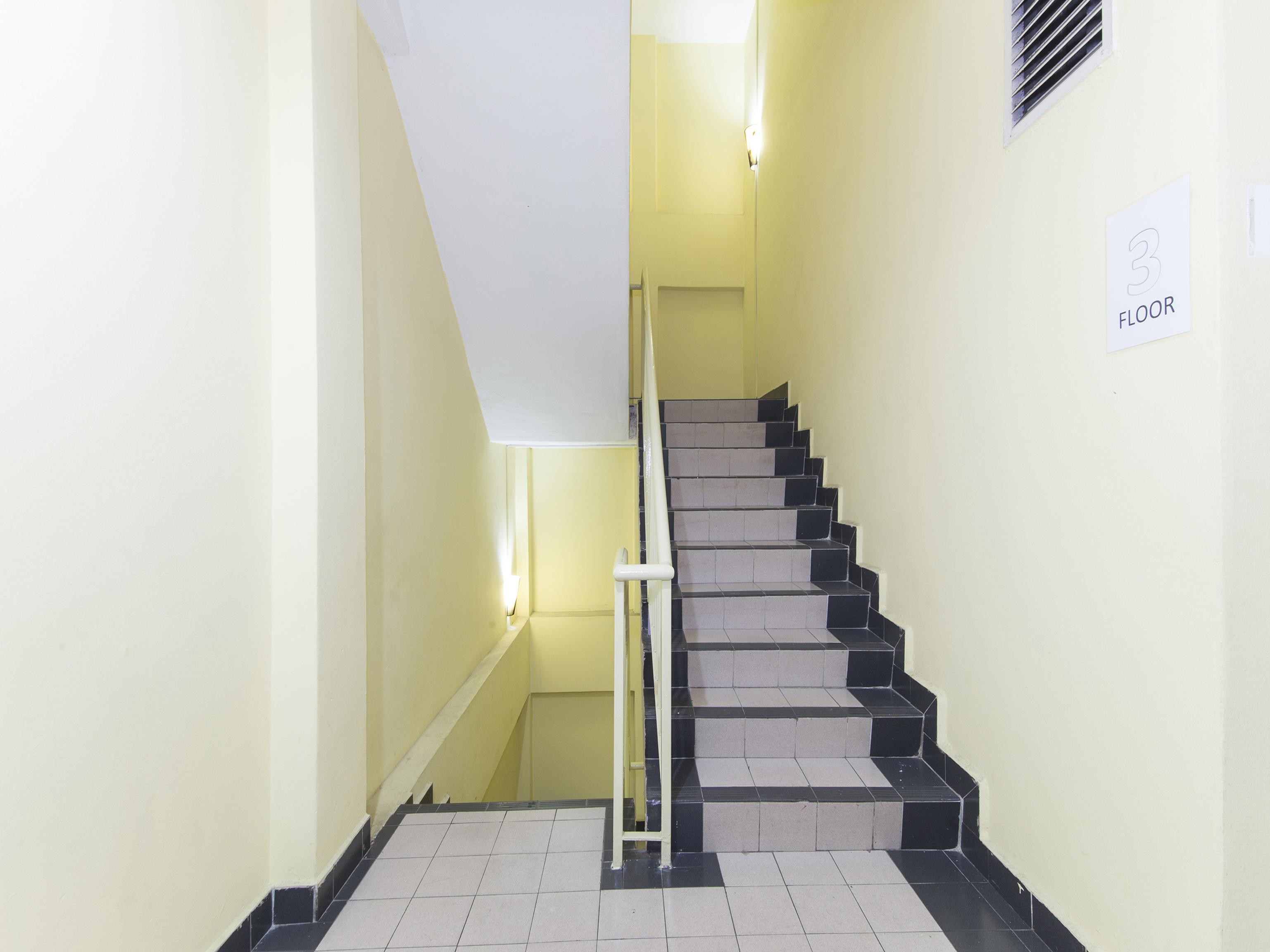 Oyo 162 Fb Hotel Kuala Lumpur Exterior photo